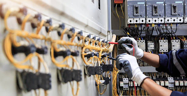 Professional Electrician technician working in Waldwick, NJ